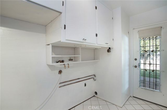 2968 Ceylon, Costa Mesa, CA 92626