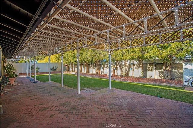 2968 Ceylon, Costa Mesa, CA 92626