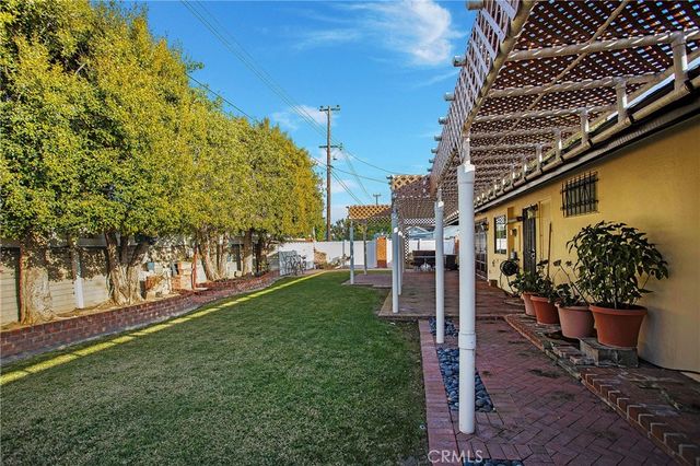 2968 Ceylon, Costa Mesa, CA 92626