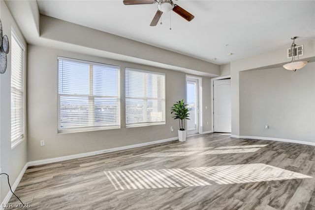 32 East Serene Avenue 302, Las Vegas, NV 89123