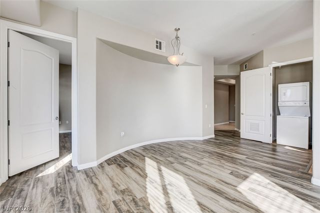 32 East Serene Avenue 302, Las Vegas, NV 89123
