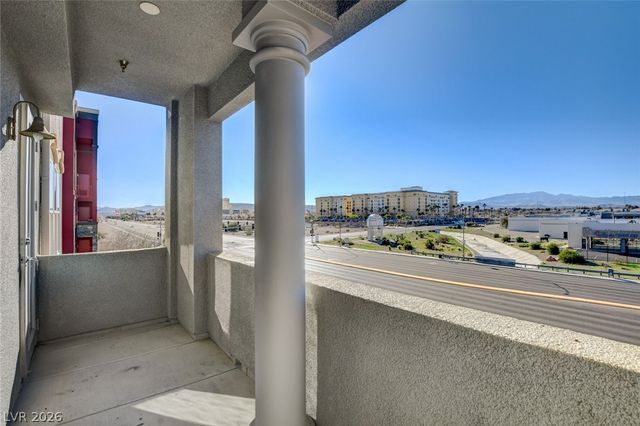 32 East Serene Avenue 302, Las Vegas, NV 89123