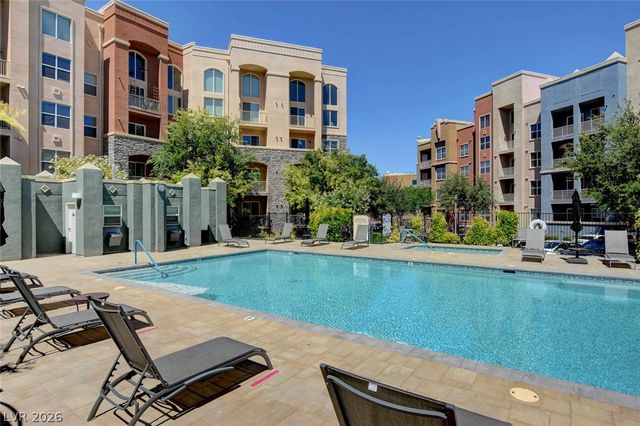 32 East Serene Avenue 302, Las Vegas, NV 89123