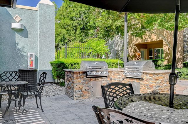 32 East Serene Avenue 302, Las Vegas, NV 89123