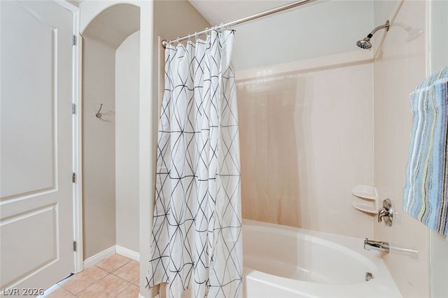 32 East Serene Avenue 302, Las Vegas, NV 89123