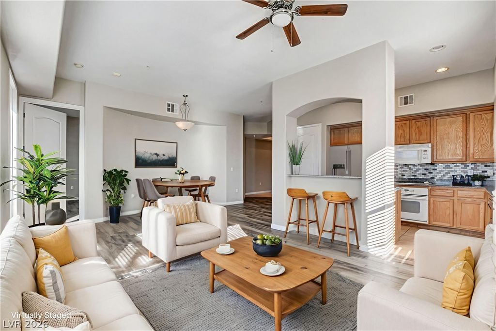 32 East Serene Avenue 302, Las Vegas, NV 89123
