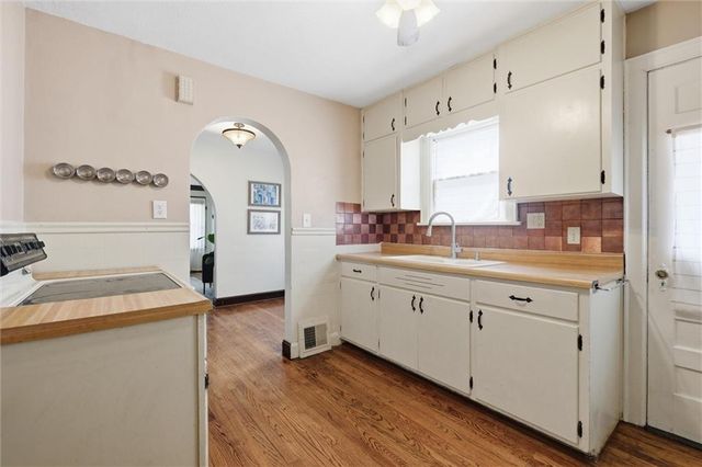 3418 Everett Avenue, Kansas City, KS 66102