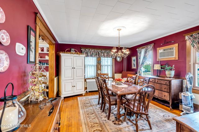 302 Chewalla Boulevard, Hamilton, NJ 08619