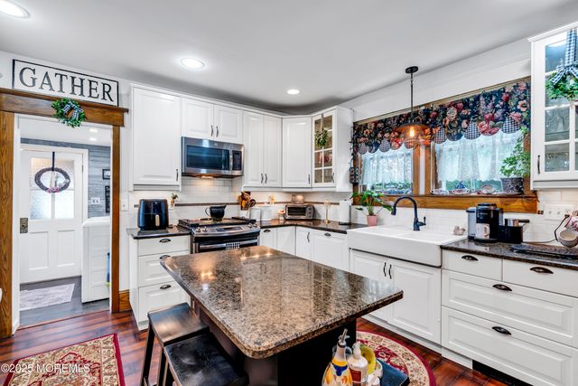 302 Chewalla Boulevard, Hamilton, NJ 08619