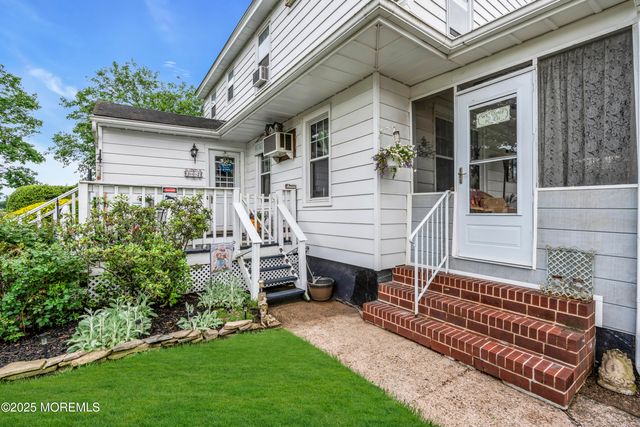 302 Chewalla Boulevard, Hamilton, NJ 08619
