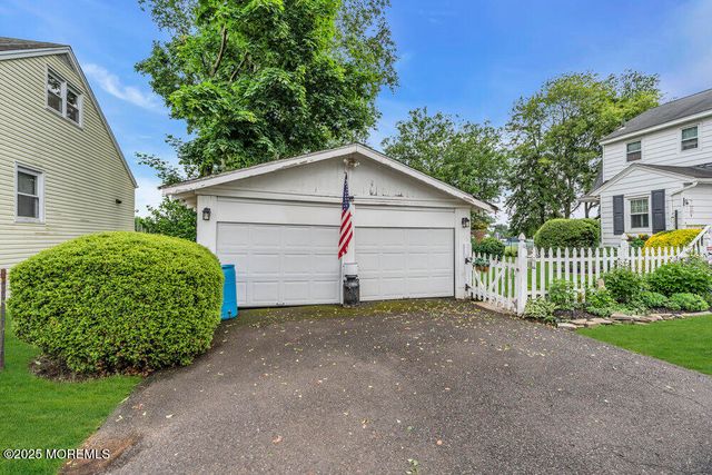 302 Chewalla Boulevard, Hamilton, NJ 08619