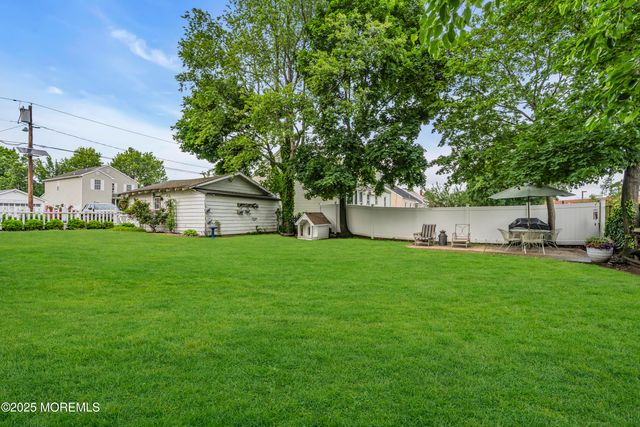 302 Chewalla Boulevard, Hamilton, NJ 08619