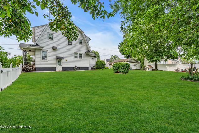 302 Chewalla Boulevard, Hamilton, NJ 08619