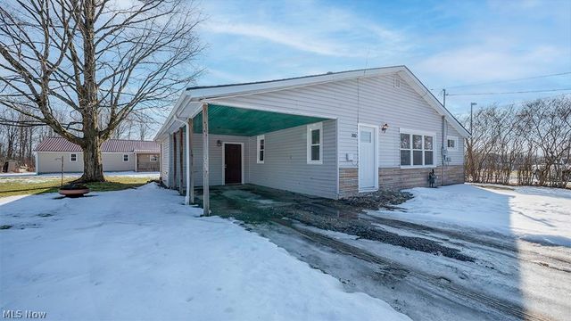 202 Cleveland Avenue E, Warren, OH 44483