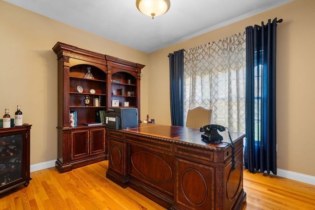 3 Archambault Way, Chelmsford, MA 01824