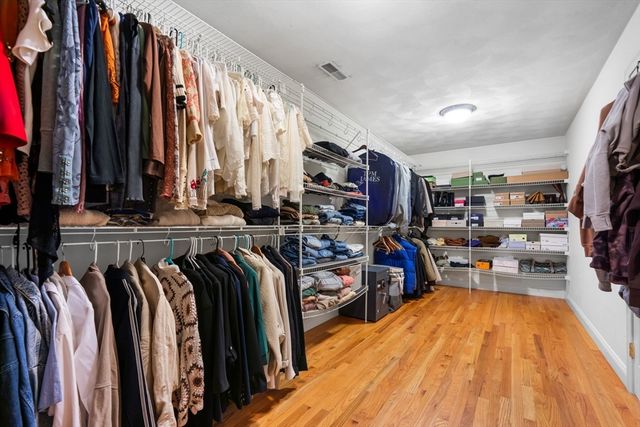 3 Archambault Way, Chelmsford, MA 01824