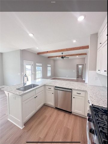 951 Sugar Loaf Street, Prairie Grove, AR 72753