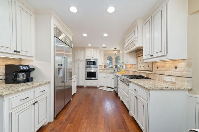 12627 Cloverwood Drive, Cypress, TX 77429