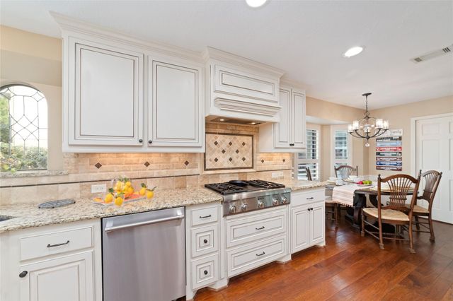 12627 Cloverwood Drive, Cypress, TX 77429