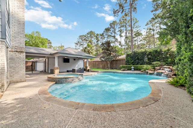 12627 Cloverwood Drive, Cypress, TX 77429