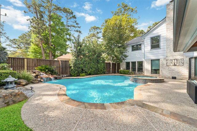 12627 Cloverwood Drive, Cypress, TX 77429