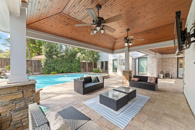 12627 Cloverwood Drive, Cypress, TX 77429