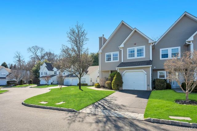 198 Erik Drive, East Setauket, NY 11733