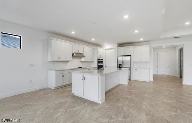 17055 Bishop BLVD, Alva, FL 33920