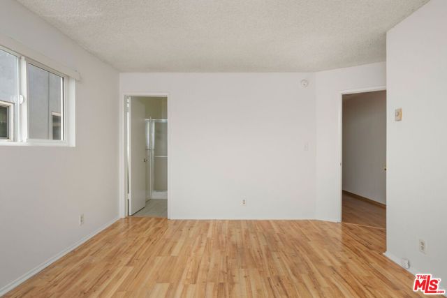 953 4th Street 300, Santa Monica, CA 90403
