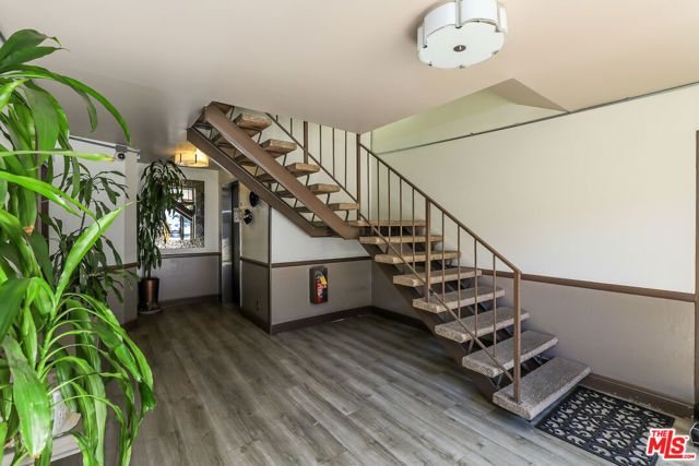953 4th Street 300, Santa Monica, CA 90403