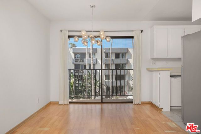 953 4th Street 300, Santa Monica, CA 90403