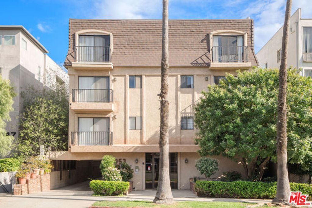953 4th Street 300, Santa Monica, CA 90403