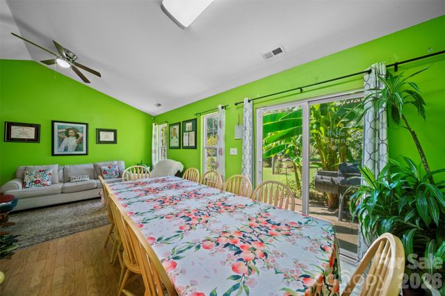 8721 Brookstead Meadow Court, Charlotte, NC 28215