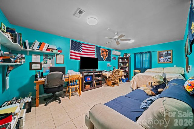 8721 Brookstead Meadow Court, Charlotte, NC 28215