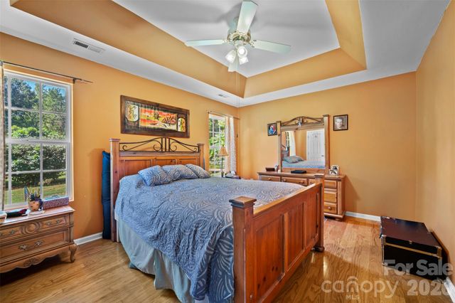 8721 Brookstead Meadow Court, Charlotte, NC 28215