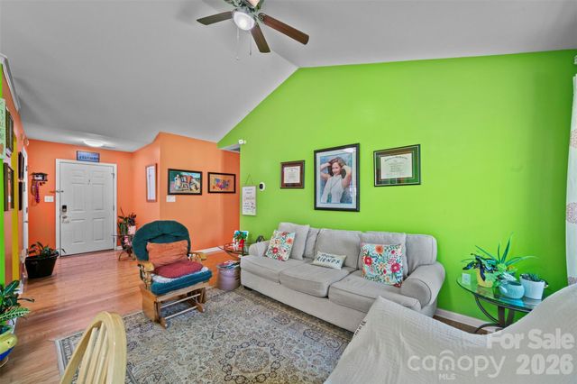 8721 Brookstead Meadow Court, Charlotte, NC 28215
