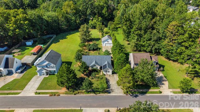 8721 Brookstead Meadow Court, Charlotte, NC 28215