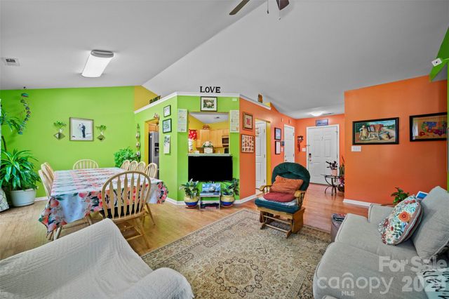 8721 Brookstead Meadow Court, Charlotte, NC 28215
