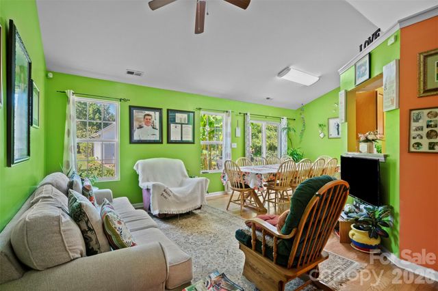 8721 Brookstead Meadow Court, Charlotte, NC 28215