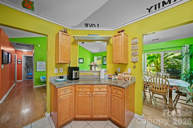 8721 Brookstead Meadow Court, Charlotte, NC 28215