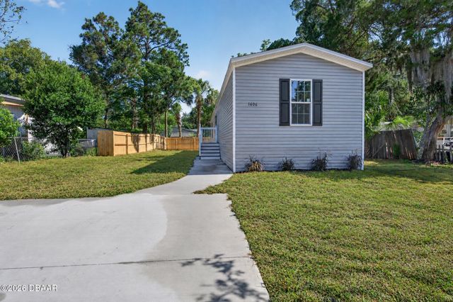 1606 Avenue C, Ormond Beach, FL 32174