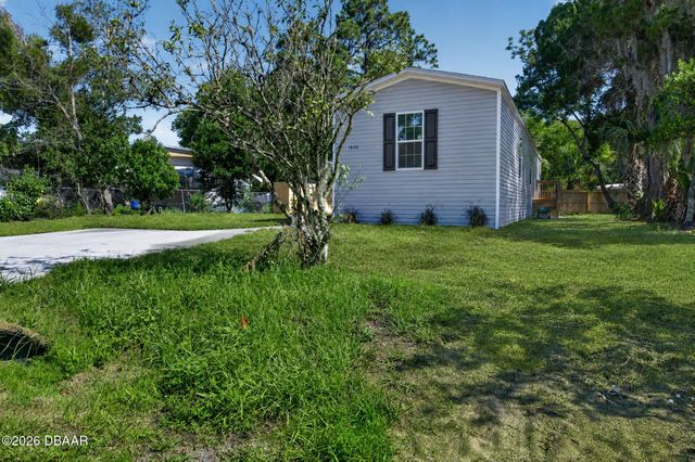 1606 Avenue C, Ormond Beach, FL 32174