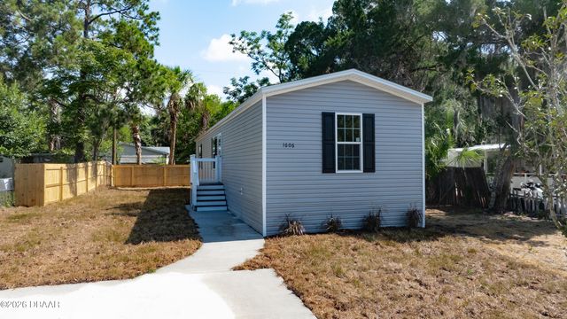 1606 Avenue C, Ormond Beach, FL 32174