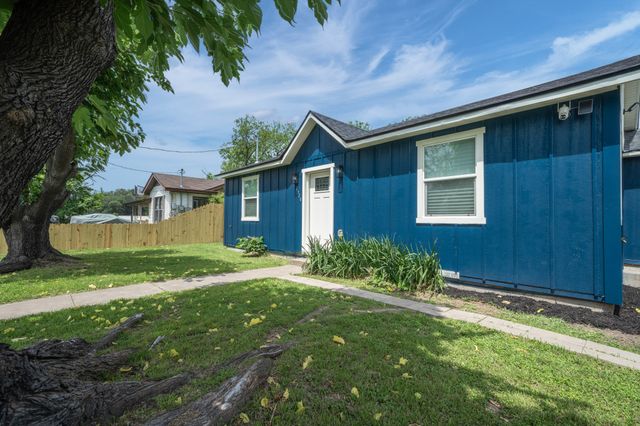 2520 Briarwood Lane, Bellmead, TX 76705