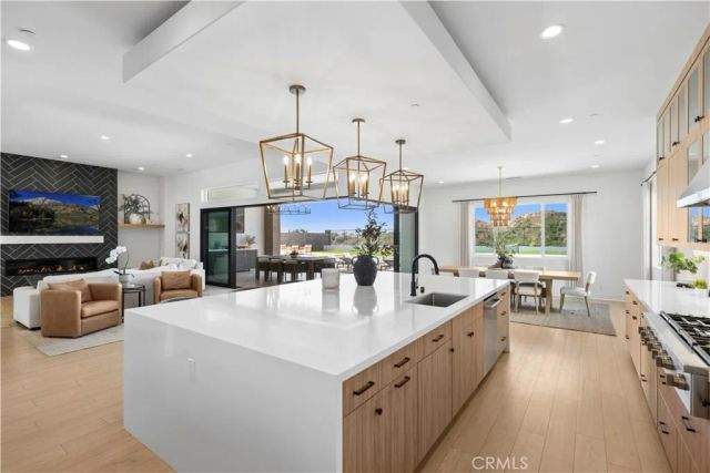 18411 Boulder Bluff, Silverado, CA 92676