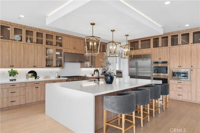 18411 Boulder Bluff, Silverado, CA 92676