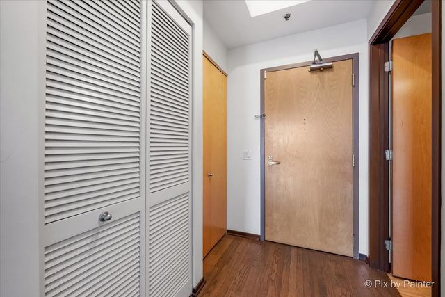 1201 W Adams Street 403, Chicago, IL 60607