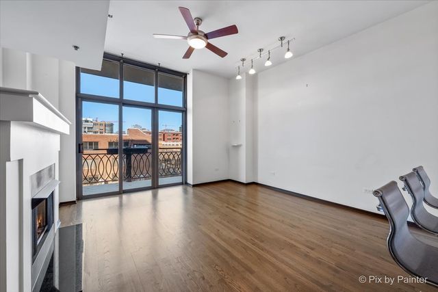 1201 W Adams Street 403, Chicago, IL 60607