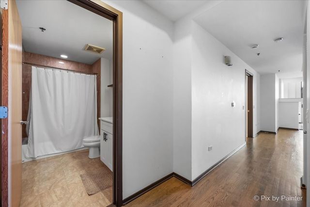 1201 W Adams Street 403, Chicago, IL 60607