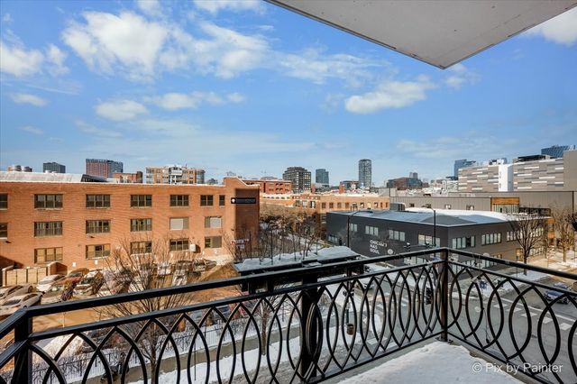 1201 W Adams Street 403, Chicago, IL 60607